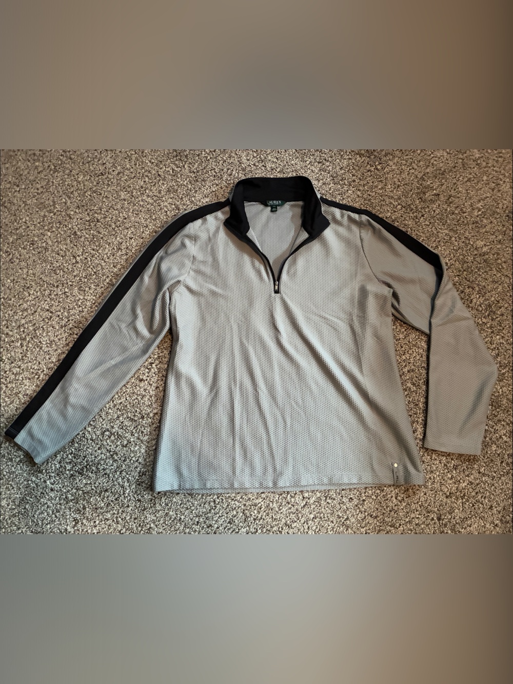 ⭐️ Ralph Lauren Men's Light Gray Quarter-Zip Sweater with Black Trim